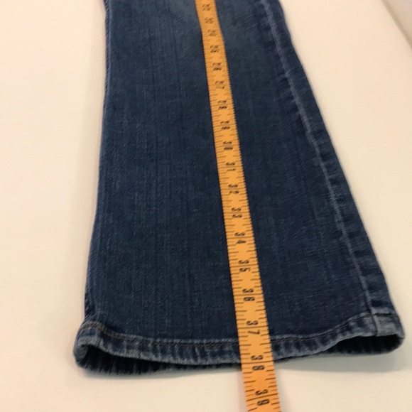 Levi’s 545 Jeans - Picture 7 of 7